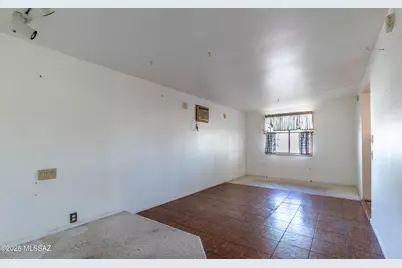 7242 E Desert Palm Drive, Tucson, AZ 85730 - Photo 13
