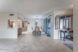 942 W Calle Del Regalo, Green Valley, AZ 85614 - Photo 15