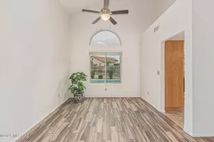 9190 E Sugarberry Pl, Tucson, AZ 85747 - Photo 11