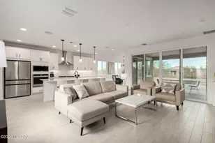 7774 W Laurel Ln, Marana, AZ 85658 - Photo 9