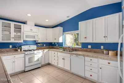 2902 E Calle Glorietta, Tucson, AZ 85716 - Photo 13