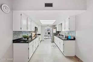 1040 W Camino del Pato, Green Valley, AZ 85622 - Photo 13