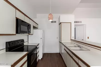 1698 W Park Wood Lane #171, Tucson, AZ 85746 - Photo 9