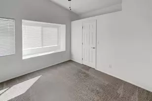 9500 N Albatross Dr, Tucson, AZ 85742 - Photo 19