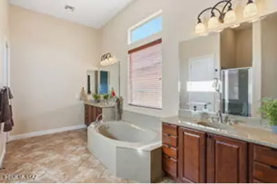 13715 N Tessali Way, Oro Valley, AZ 85737 - Photo 27