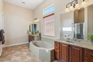 13715 N Tessali Way, Oro Valley, AZ 85755 - Photo 27