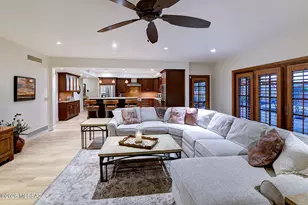 8230 E Ridgewood Dr, Tucson, AZ 85750 - Photo 3