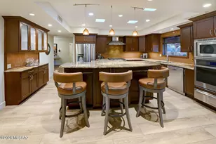 8230 E Ridgewood Dr, Tucson, AZ 85750 - Photo 7