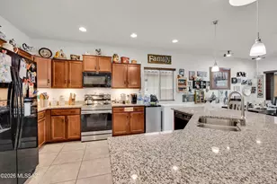 21599 E Volunteer Dr, Red Rock, AZ 85145 - Photo 9