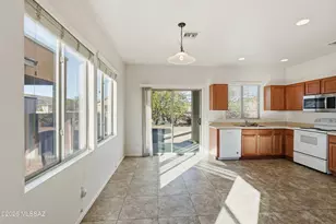 907 E Catkins Pl, Sahuarita, AZ 85629 - Photo 11