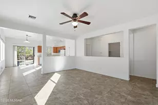 907 E Catkins Pl, Sahuarita, AZ 85629 - Photo 3