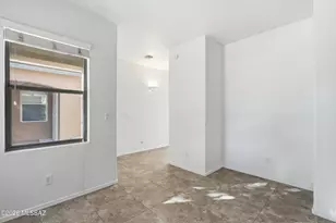 907 E Catkins Pl, Sahuarita, AZ 85629 - Photo 13