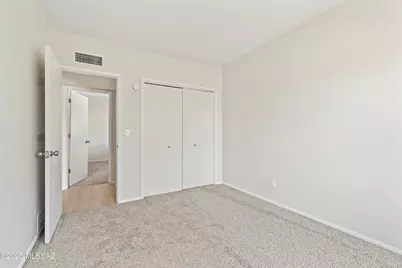 9422 E Barrudean Hills Street, Tucson, AZ 85710 - Photo 27