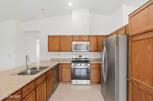 5990 S Pin Oak Dr, Tucson, AZ 85746 - Photo 3