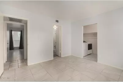 1620 N Wilmot Road #L207, Tucson, AZ 85712 - Photo 17