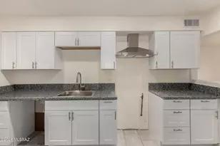 1923 S Holly Sv Stravenue, Tucson, AZ 85713 - Photo 19