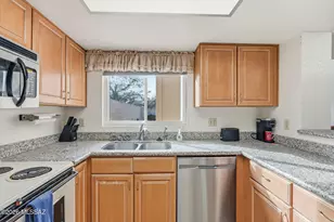 1456 S Moonlight Dr, Tucson, AZ 85748 - Photo 23