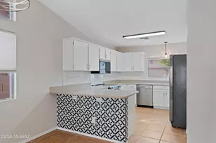 2958 W Sawmill Spring Trail, Tucson, AZ 85742 - Photo 3