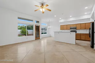 405 E Potters Wheel Ct, Tucson, AZ 85704 - Photo 19