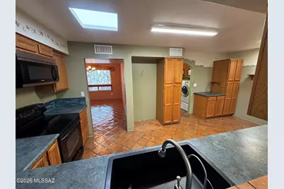 9282 E Indio Place, Tucson, AZ 85749 - Photo 13