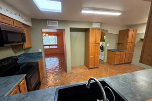 9282 E Indio Pl, Tucson, AZ 85749 - Photo 13