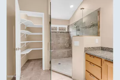 14124 N Trade Winds Way, Oro Valley, AZ 85755 - Photo 17