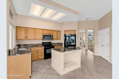 14124 N Trade Winds Way, Oro Valley, AZ 85755 - Photo 7