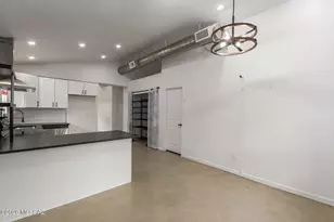 1025 E 28th St, Tucson, AZ 85713 - Photo 11