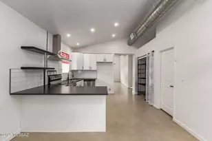 1025 E 28th St, Tucson, AZ 85713 - Photo 9