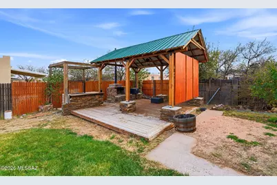 697 N Palm Lane, Benson, AZ 85602 - Photo 31