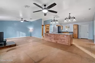 697 N Palm Ln, Benson, AZ 85602 - Photo 9