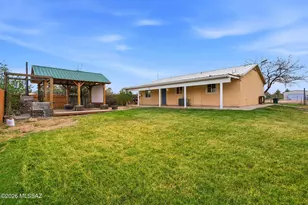 697 N Palm Ln, Benson, AZ 85602 - Photo 5