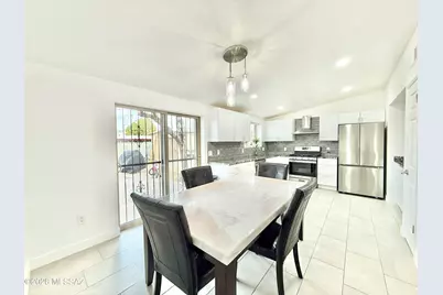 148 W Pastime Road, Tucson, AZ 85705 - Photo 5