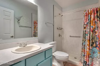 1020 W Camino Velasquez, Green Valley, AZ 85622 - Photo 17