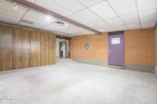 2536 N Tyndall Ave, Tucson, AZ 85719 - Photo 17