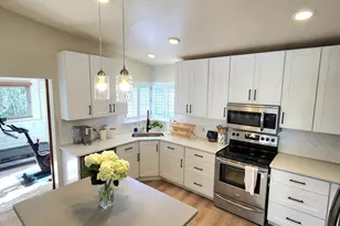 5457 E 10th St, Tucson, AZ 85711 - Photo 11