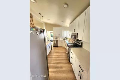 5457 E 10th Street, Tucson, AZ 85711 - Photo 9