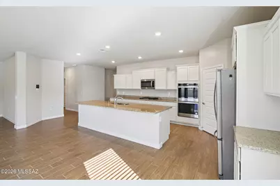 335 W Aberdeen Street, Vail, AZ 85641 - Photo 7