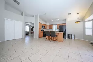 2780 W Redmond Dr, Tucson, AZ 85742 - Photo 13