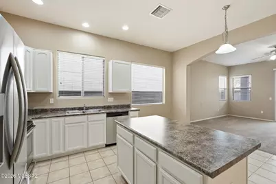 12549 E Red Canyon Place, Vail, AZ 85641 - Photo 9