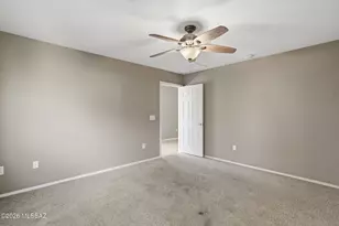 8763 N Black Pine Dr, Tucson, AZ 85743 - Photo 19