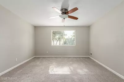 929 N Chalet Avenue, Tucson, AZ 85748 - Photo 27