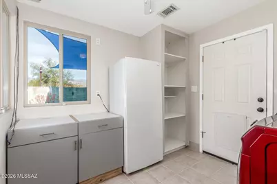 929 N Chalet Avenue, Tucson, AZ 85748 - Photo 29