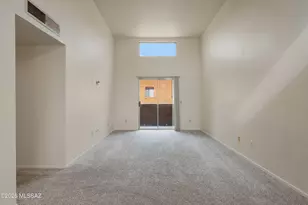 1810 E Blacklidge Dr, Tucson, AZ 85719 - Photo 11