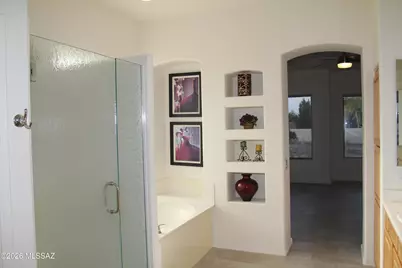 2177 N Split Rock Place, Tucson, AZ 85749 - Photo 17