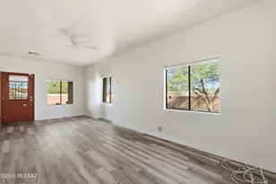 468 E Delano St, Tucson, AZ 85705 - Photo 11