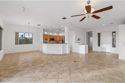 564 N Feke Court, Green Valley, AZ 85614 - Photo 7