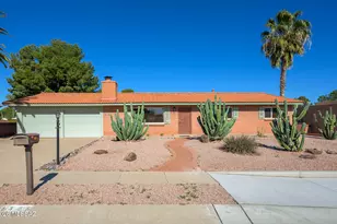 1336 N Paseo De Golf, Green Valley, AZ 85614 - Photo 1