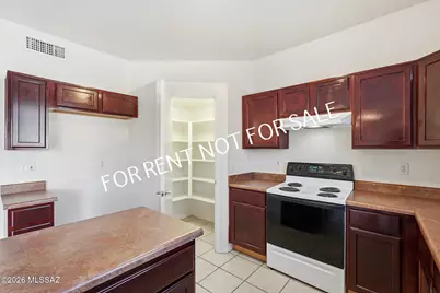 8875 S Desert Valley Way, Tucson, AZ 85747 - Photo 13