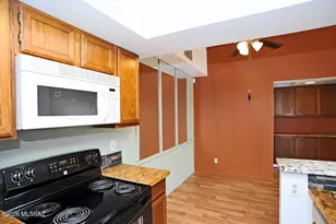 7916 E Colette Cir, Tucson, AZ 85710 - Photo 11